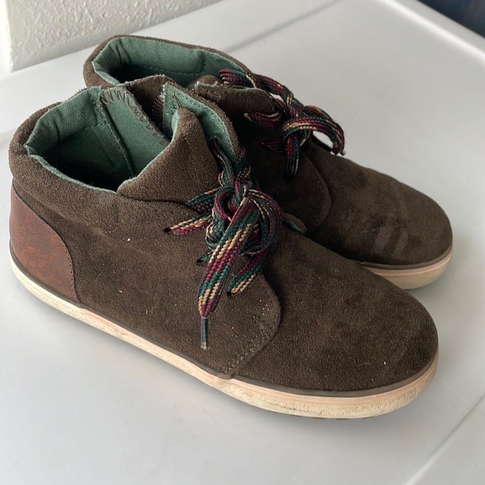 Winter boy shoes